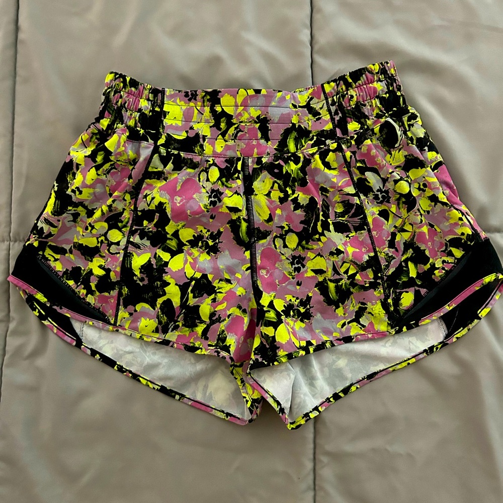 Lululemon size 6 shorts